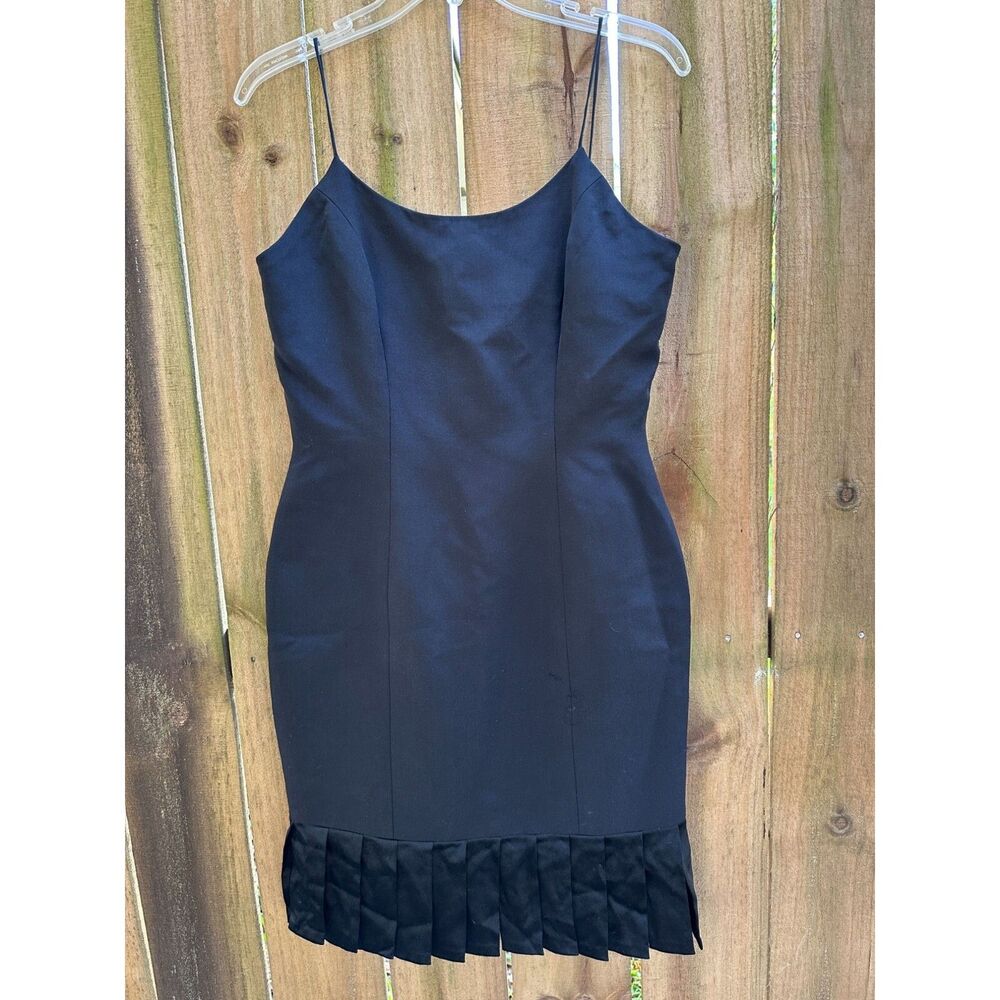 ROLAND NIVELAIS Black SILK LBD Flutter Hem COCKTAIL DRESS sz 10 RUNS SMALL